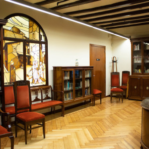 Biblioteca Francesca Bonnemaison