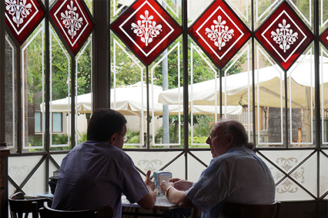 Café at the Centre Cívic Can Deu community centre. © Imatges Barcelona / Vicente Zambrano