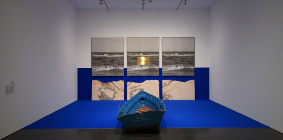 Una de les sales de l'exposició En temps real. La Col·lecció Rafael Tous d’art conceptual al MACBA.