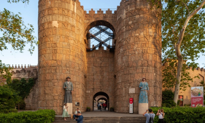 L'entrada al Poble Espanyol